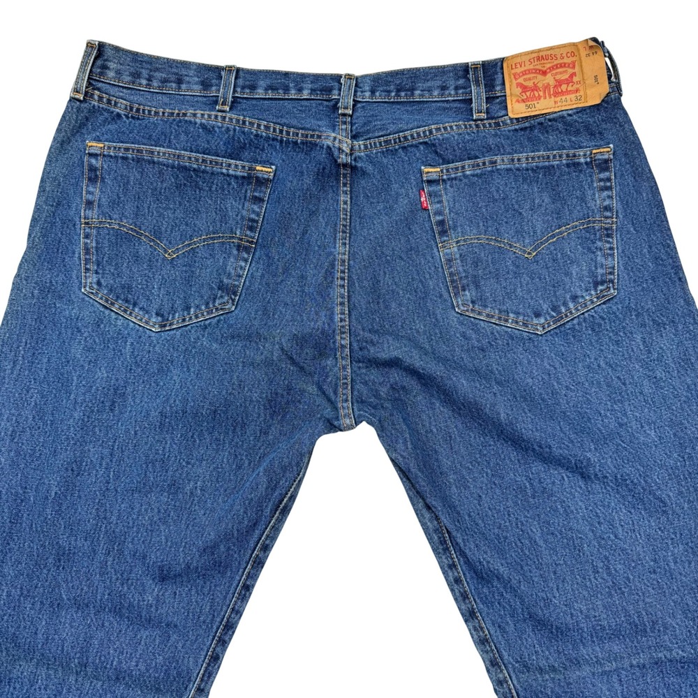 Levi's 501 Original Fit Mens Blue Denim Jeans 44x32 Button Fly Straight Leg
